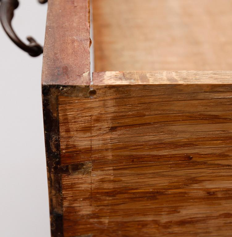 VITRINSKÅP, England, 1800-talets andra hälft.