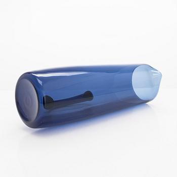 Iittala, dricksglas, 12 st, Tapio Wirkkala, modell 2204, och tillbringare,Erkki Vesanto, modell 2438 .
