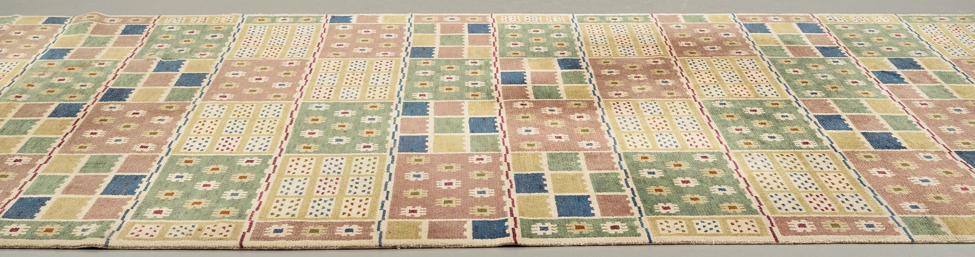 Märta Måås-Fjetterström, MATTA, "Ängarna", flossa, ca 439,5 x 295,5 cm, signerad AB MMF.