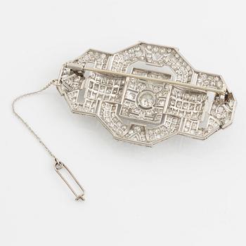 A platinum brooch set with old- and octagonal-cut diamonds, Art Deco.