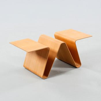 TIDNINGSSTÄLL, "Papermaster", Norway says för Swedese, formgivet 2002.