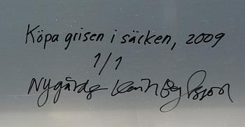 NYGÅRDS KARIN BENGTSSON, pigment print, signerad, numrerad (1/1) och daterad 2009.