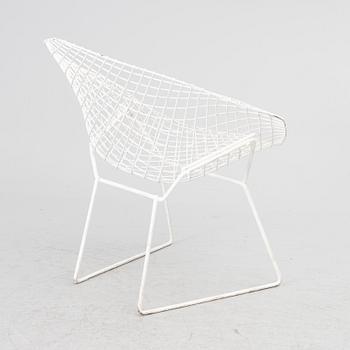 Harry Bertoia, a 'Diamond Chair'.