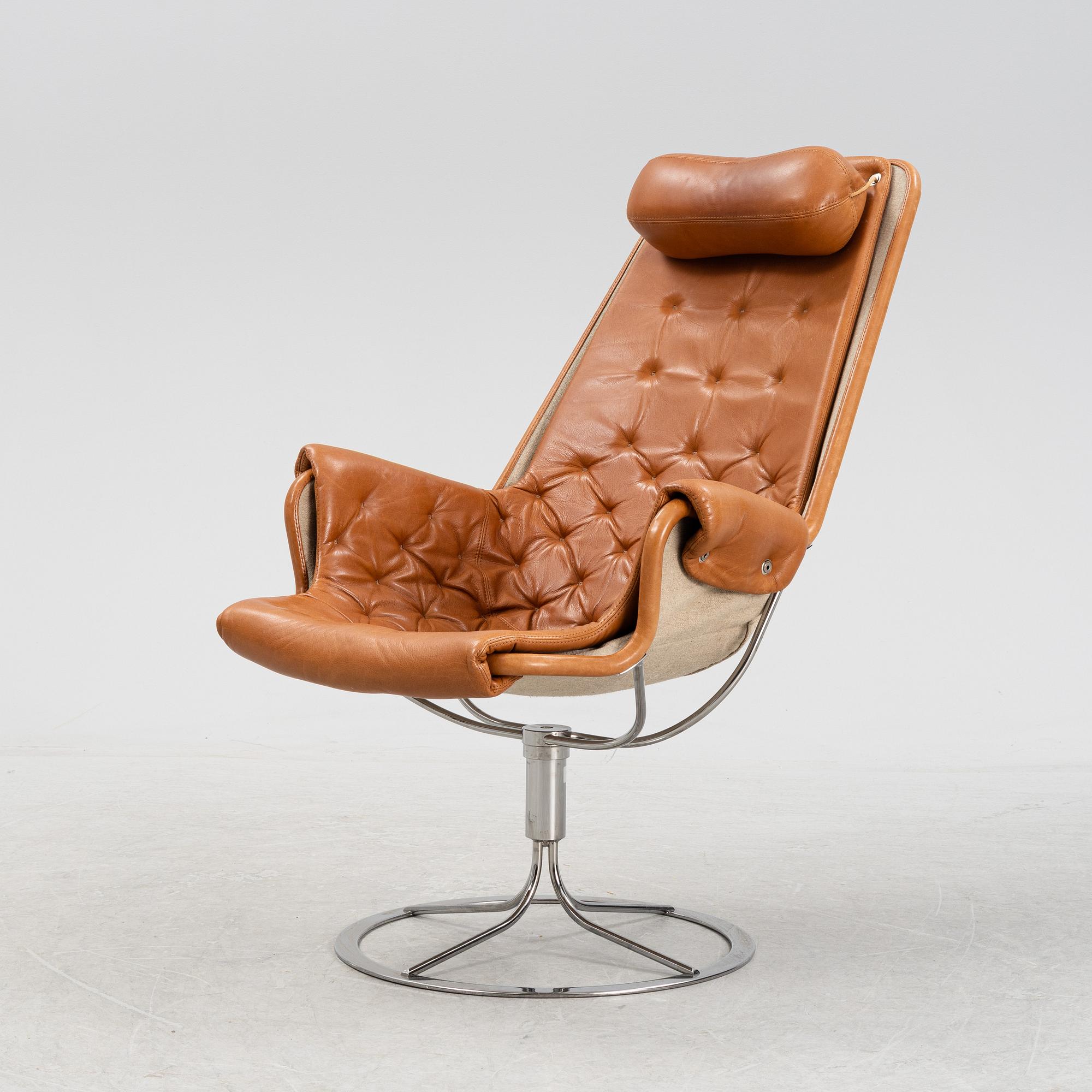 Bruno Mathsson, a 'Jetson' easychair, Dux 2016.