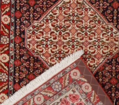 MATTA, orient, ca 211 x 78 cm.