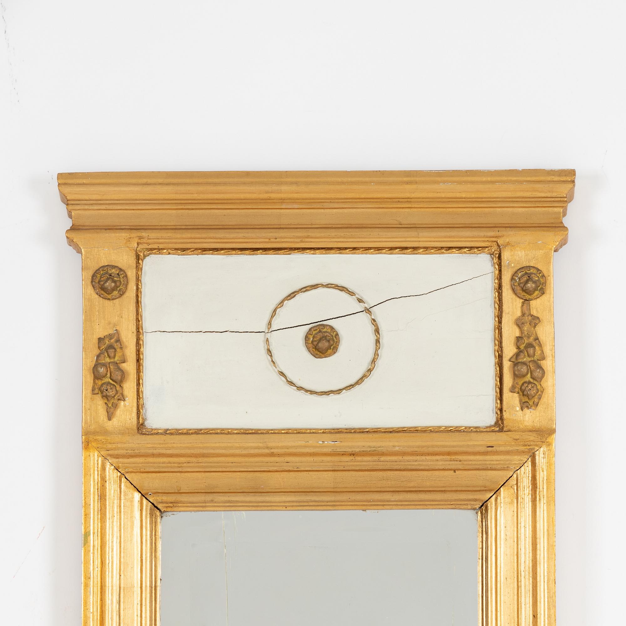 A late Gustavian style mirror, early 20th century.
