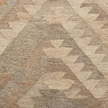 A CARPET, Kilim, 306 x 208 cm.