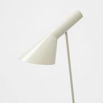 Arne Jacobsen,  golvlampa, "AJ", jubileumsmodell, Louis Poulsen, Danmark.