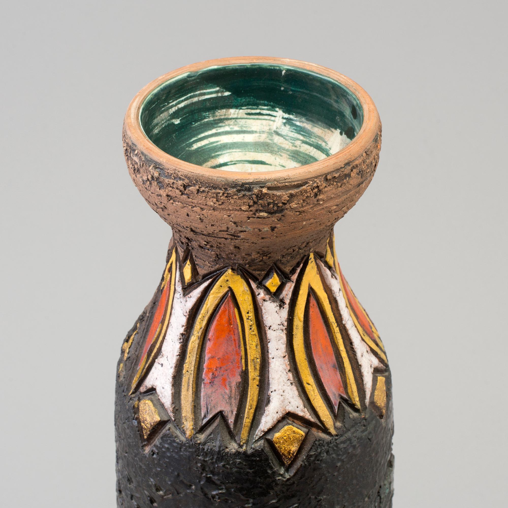 A stoneware vase by Marian Zawadski for Tilgmans Keramik, signed and dated 1964.