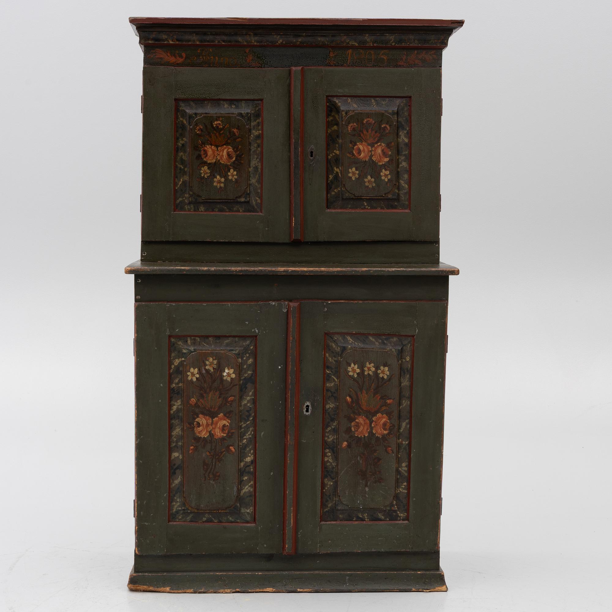 Pine cupboard, folk art, early 19th century.