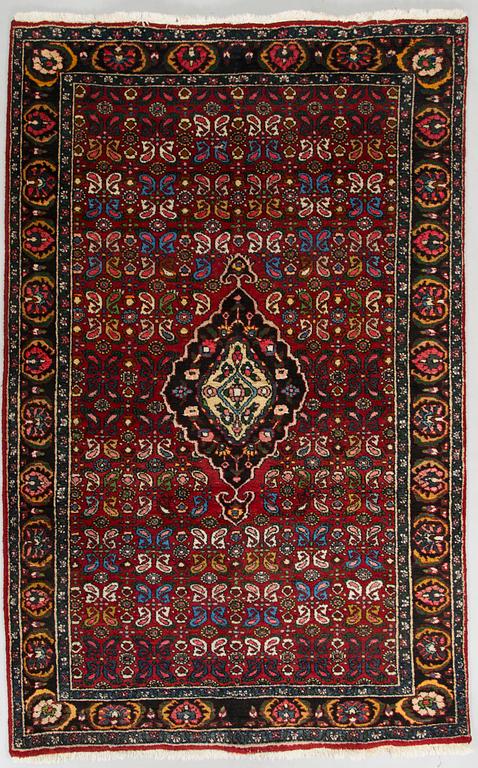 Matto, itämainen, n. 212x135 cm.