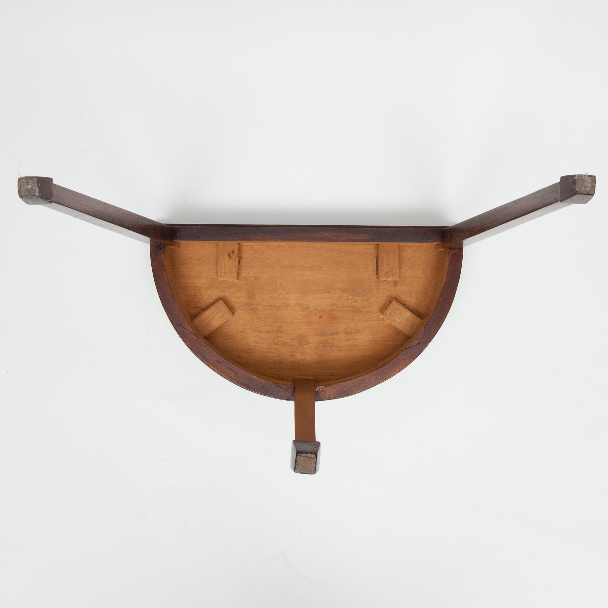 BORD, gustaviansk stil, 1900-talets början.