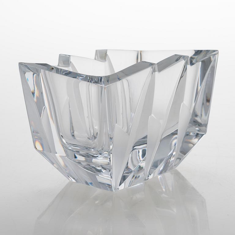 ERKKITAPIO SIIROINEN, a 'Hakas-malja' art glass signed Erkki Siiroinen Riihimäen Lasi Oy.