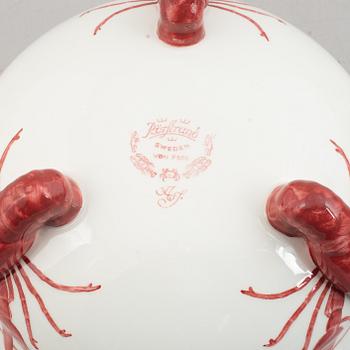 Alf Wallander, crayfish bowl and plates, Rörstrand (13 pieces), second half of the 20th Century.