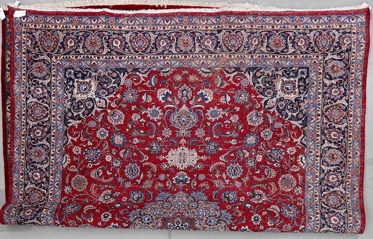 MATTA, old Isfahan.  Ca 371 x 290 cm.