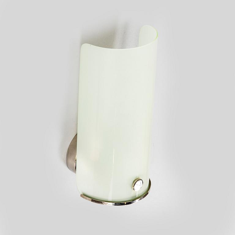 Paavo Tynell, a 1930s wall light '7258' for Taito.