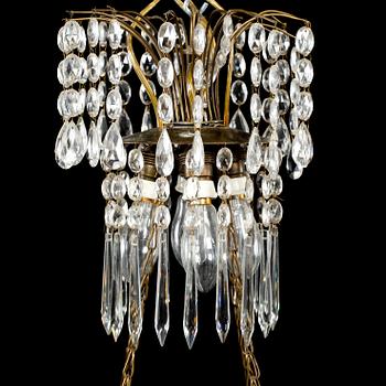 LJUSKRONA, gustaviansk stil, 1900-talets första hälft, höjd ca 89 cm.