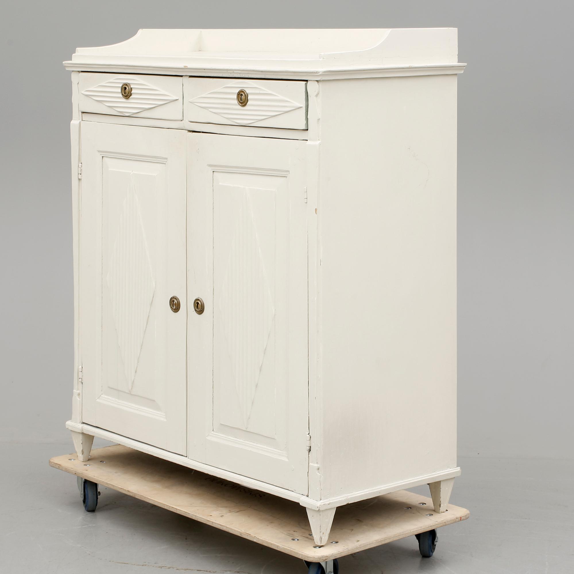 SKÄNK, gustaviansk stil, 1800-tal.