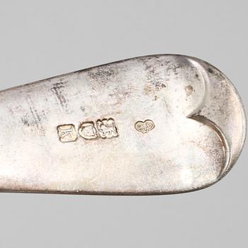 PARTI SILVER, 63 delar, mestadels Sverige, 1900-tal, total vikt ca 1050 g.