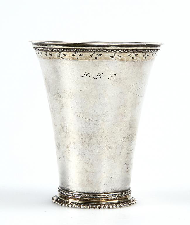 BÄGARE, Hans Petter Wolrath, Arboga, 1700-tal. Vikt ca 95 gr.