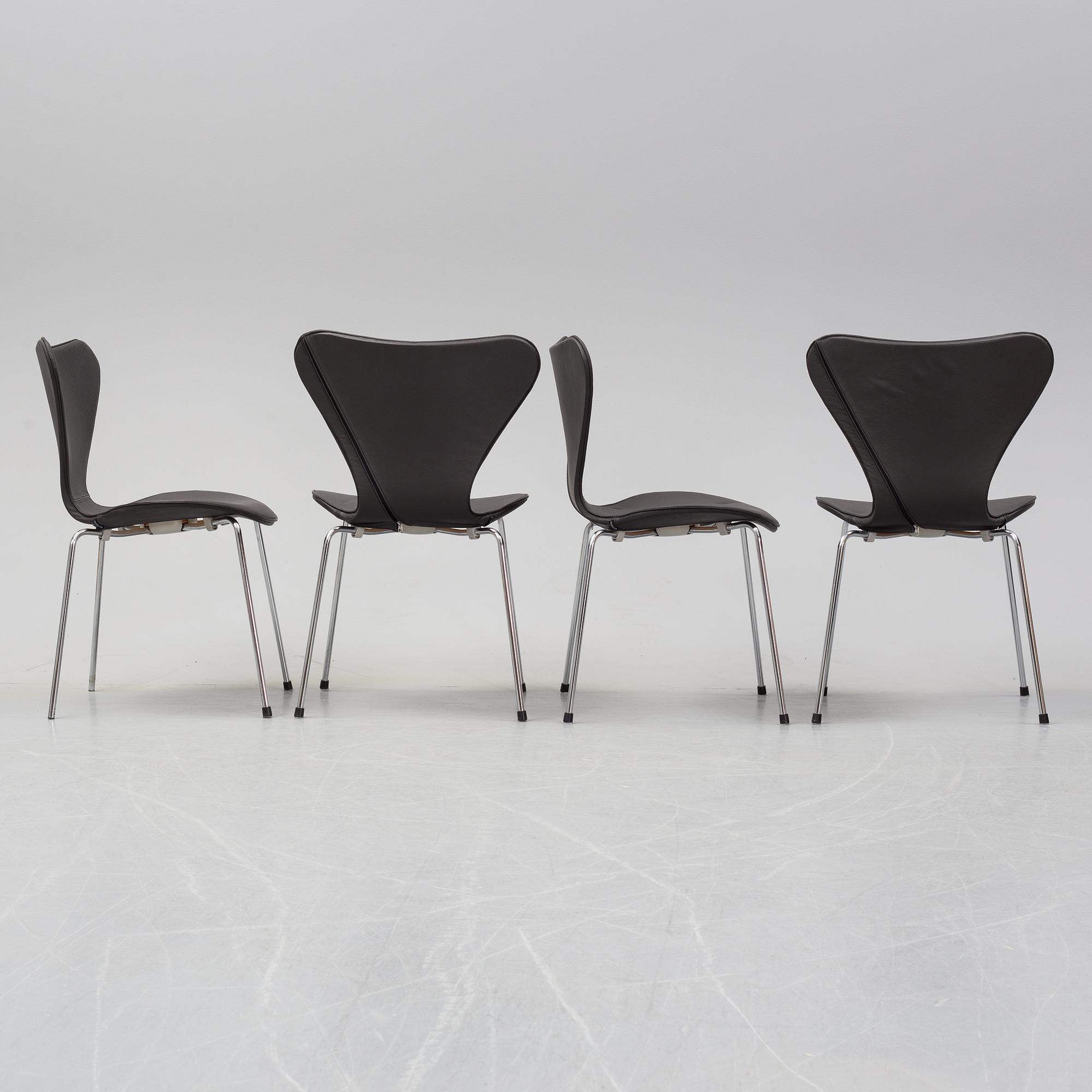 Arne Jacobsen, stolar, 4st, "Sjuan", Fritz Hansen, Danmark, 2000.
