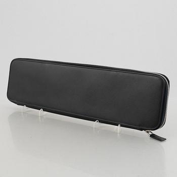 Prada, tie-case.