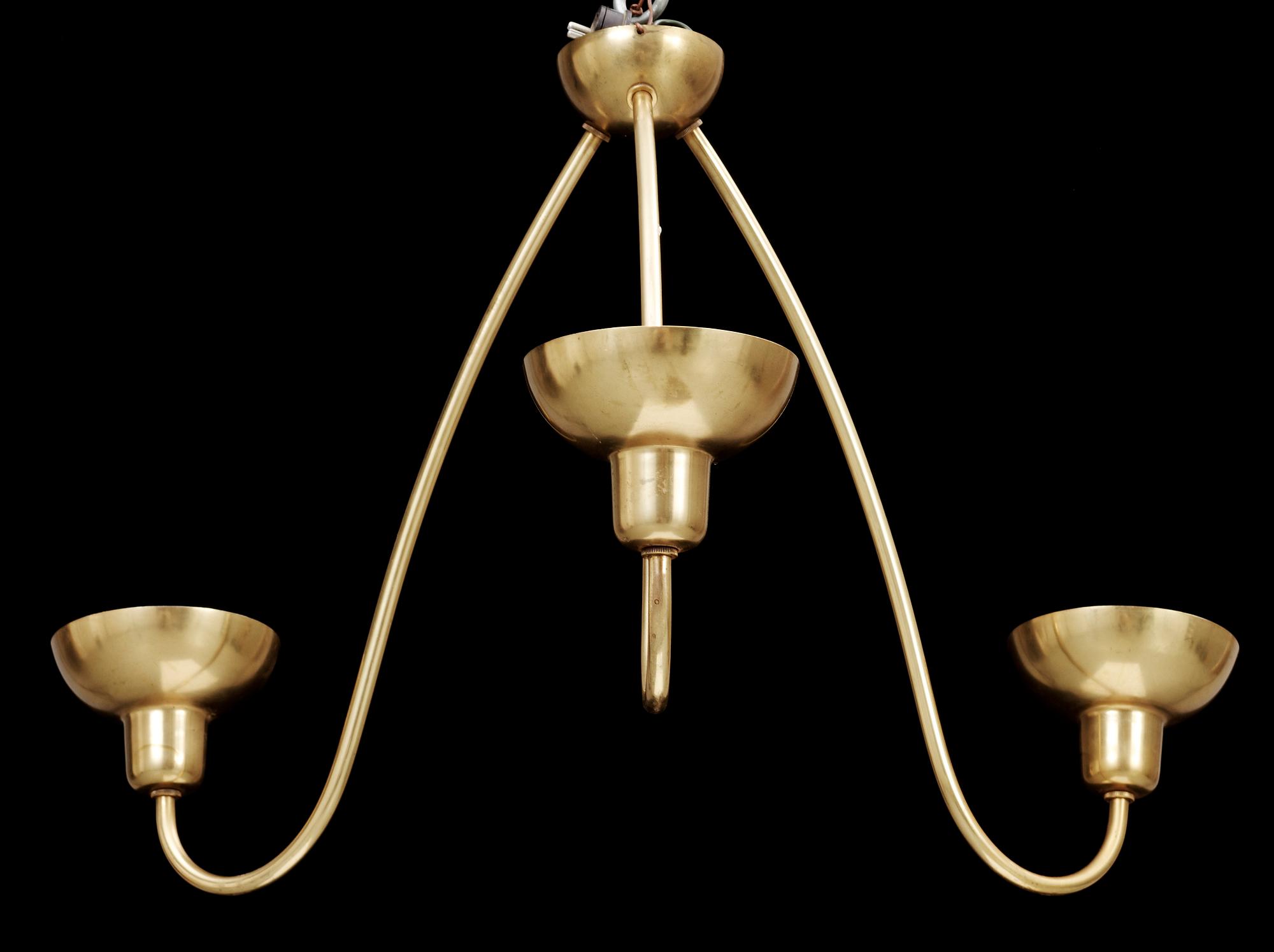 TAKLAMPA, mässing, modell G2557, Svenskt Tenn. 1900-talets mitt.