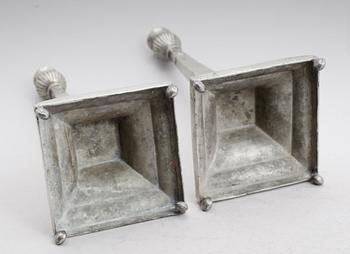 LJUSSTAKAR, 1 par, tenn, Martin Artedius, Norrköping 1800.