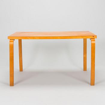 Alvar Aalto, bord, modell 82 för O.Y. Huonekalu- ja Rakennustyötehdas A.B. 1900-talets mitt.