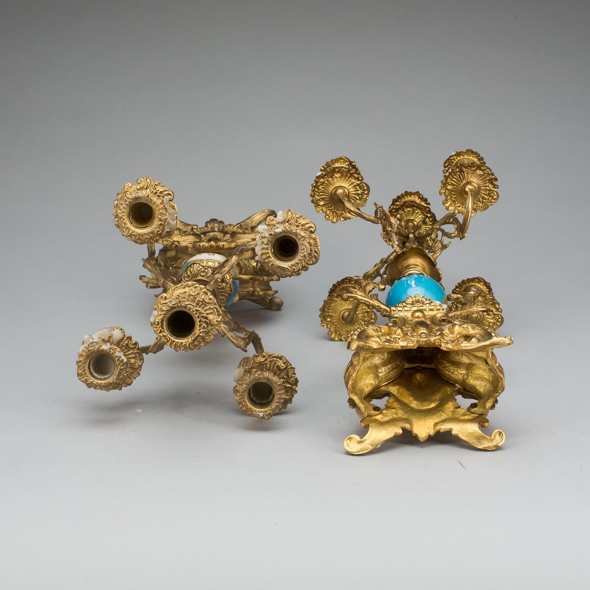 BORDSGARNITYR, 3 delar, nyrokoko, 1800/1900-tal.