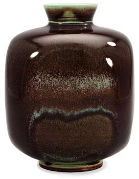 1154. A Berndt Friberg stoneware vase, Gustavsberg studio 1974.