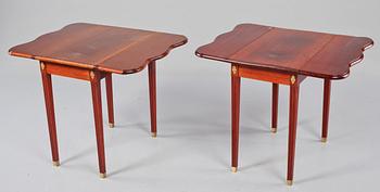 SIDOBORD, ett par, 1900-talets andra hälft.