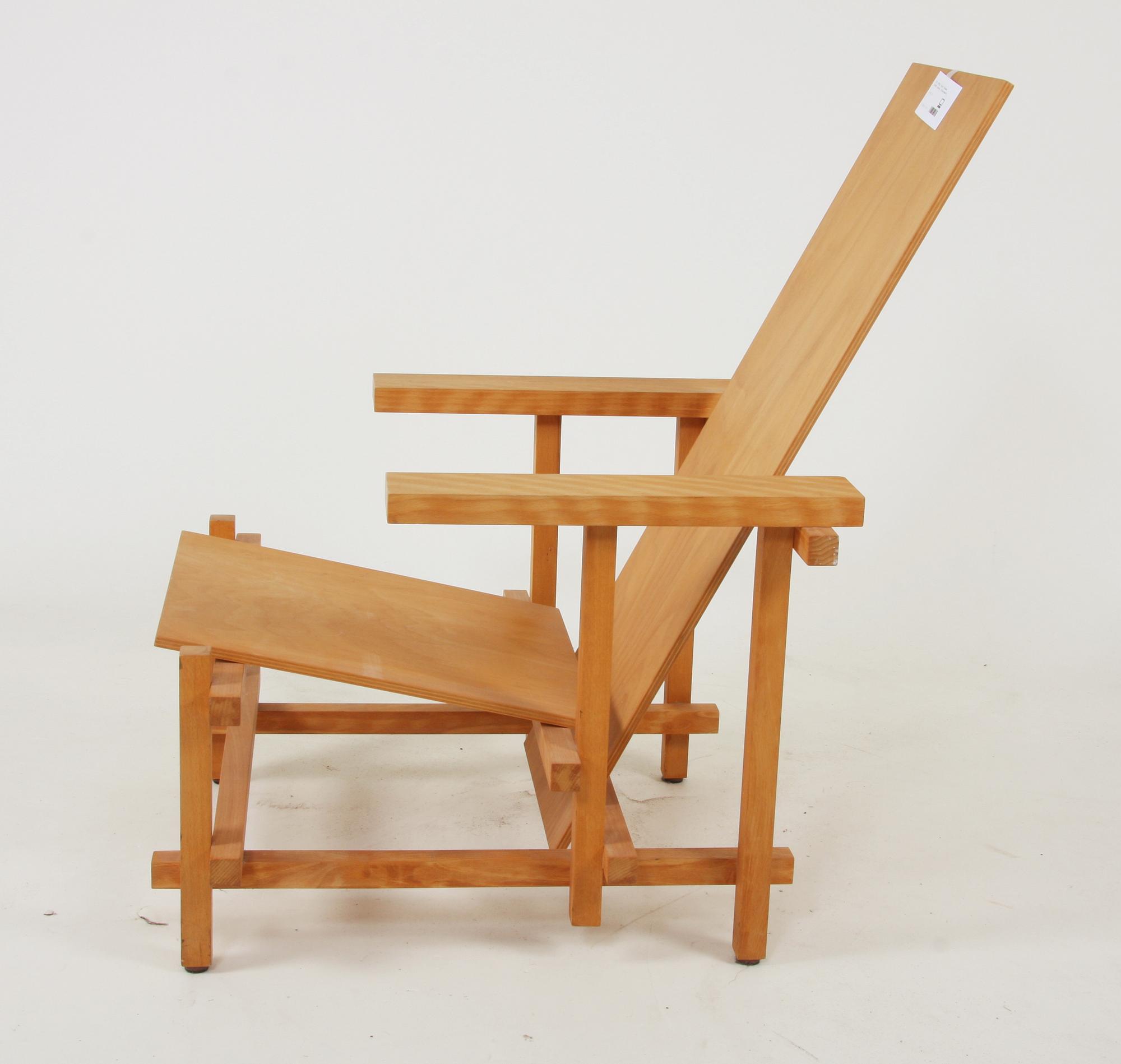 FÅTÖLJ, efter Gerrit Rietveld.