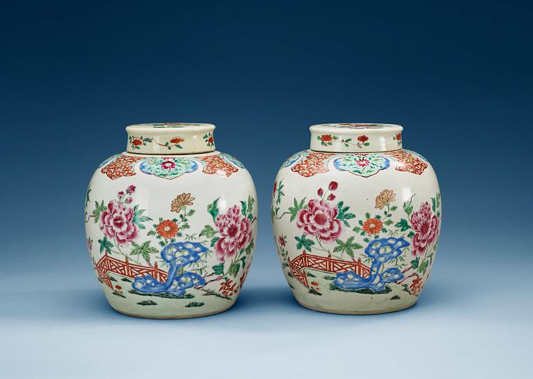 A pair of famille rose jars with covers, Qing dynasty, Qianlong (1736-95).