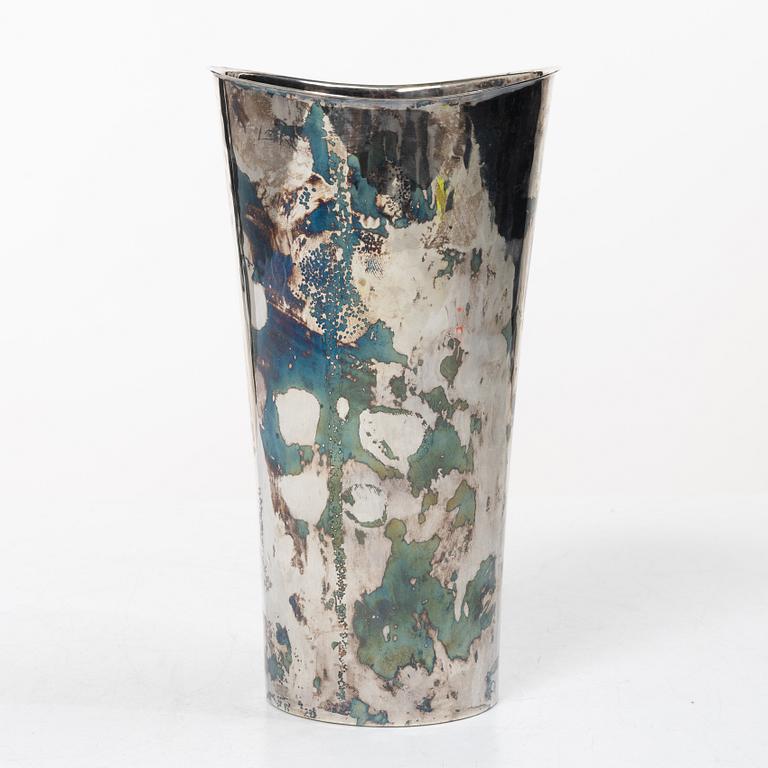 Eric Löfman, Vase, silver, MGAB, Uppsala 1986.