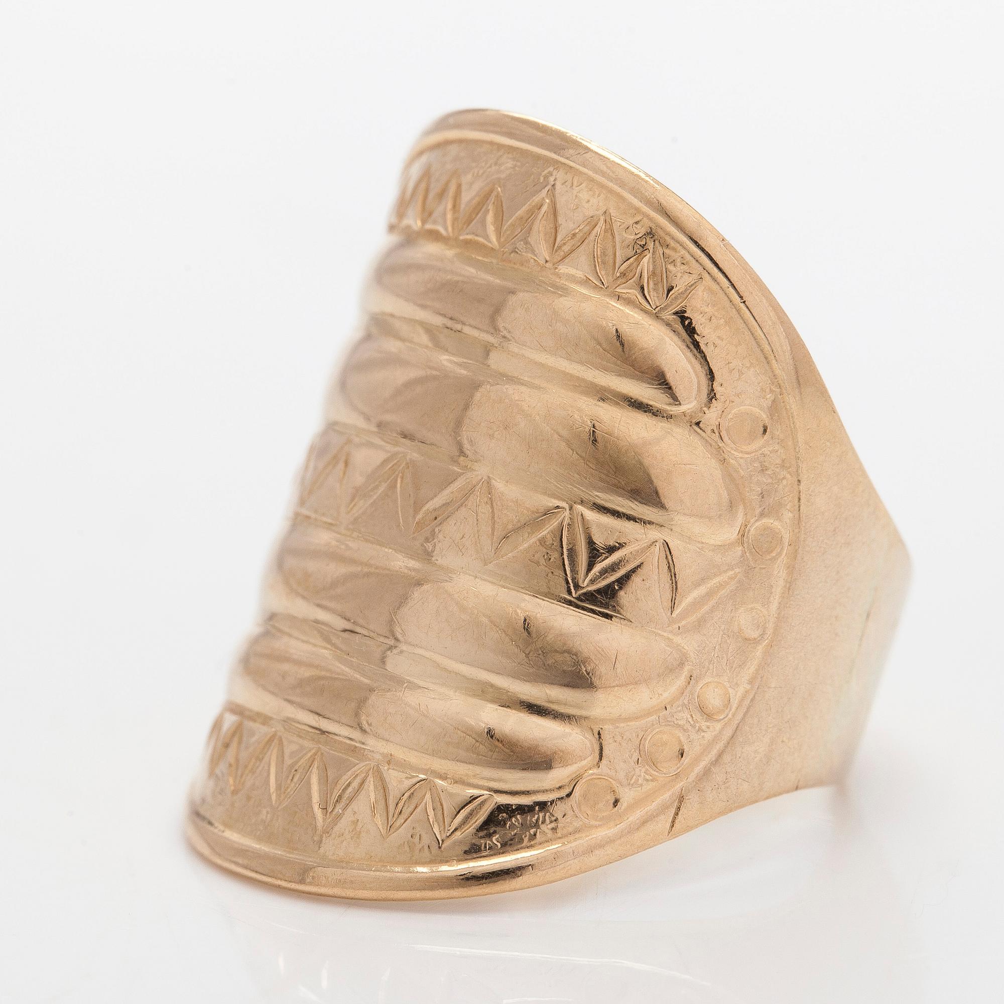 Kalevala Koru, a "Ring from Perniö", 14K gold, Helsinki 2000.