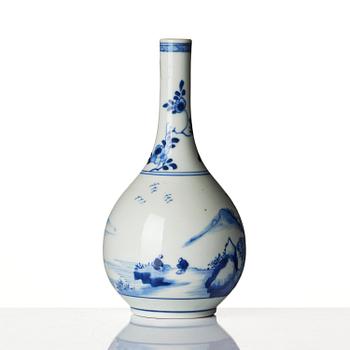 A blue and white vase, Qing dynasty, Kangxi (1662-1722).