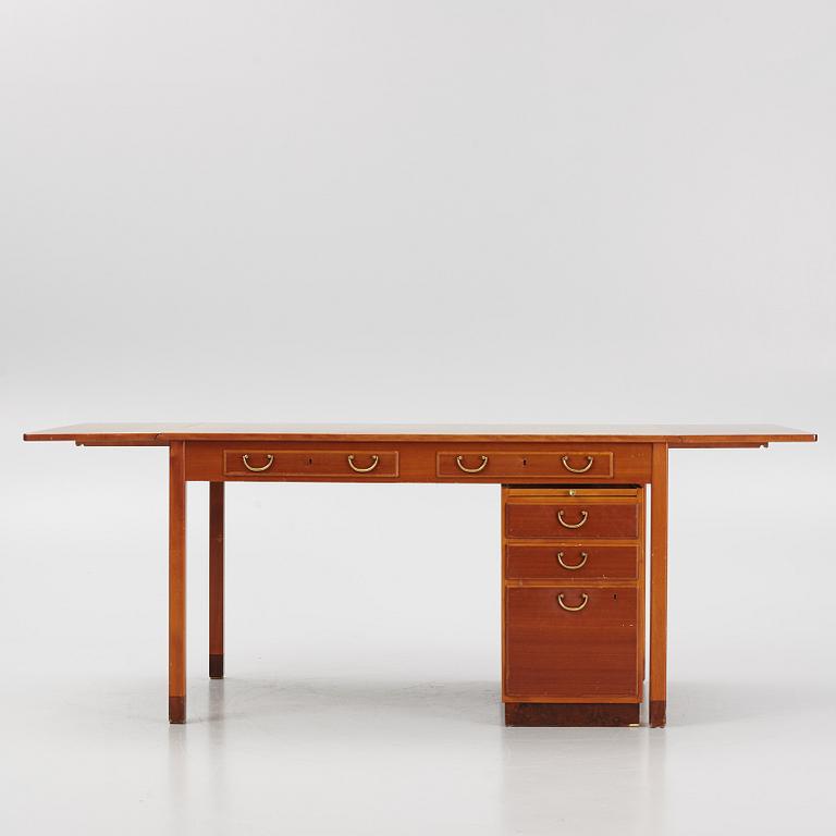 David Rosén, a desk, Nordiska Kompaniet, Sweden, 1950's.