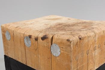 SLAKTARBÄNK / HUGGKUBBE, 1900-talets andra hälft.