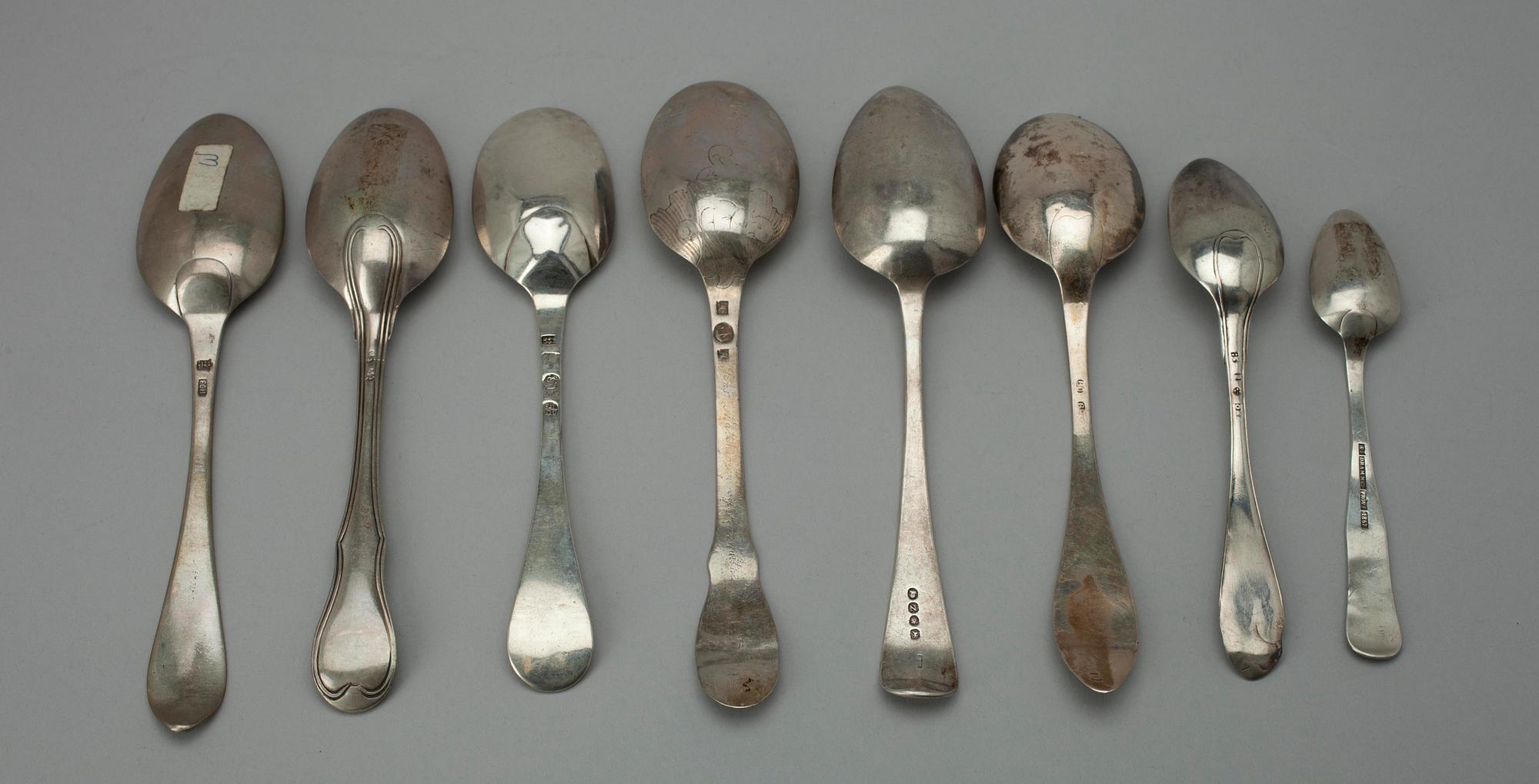 SKEDAR, 8 st, silver, bl.a. Norge samt Danmark 1700/1800-tal. Tot. vikt ca 340gr.