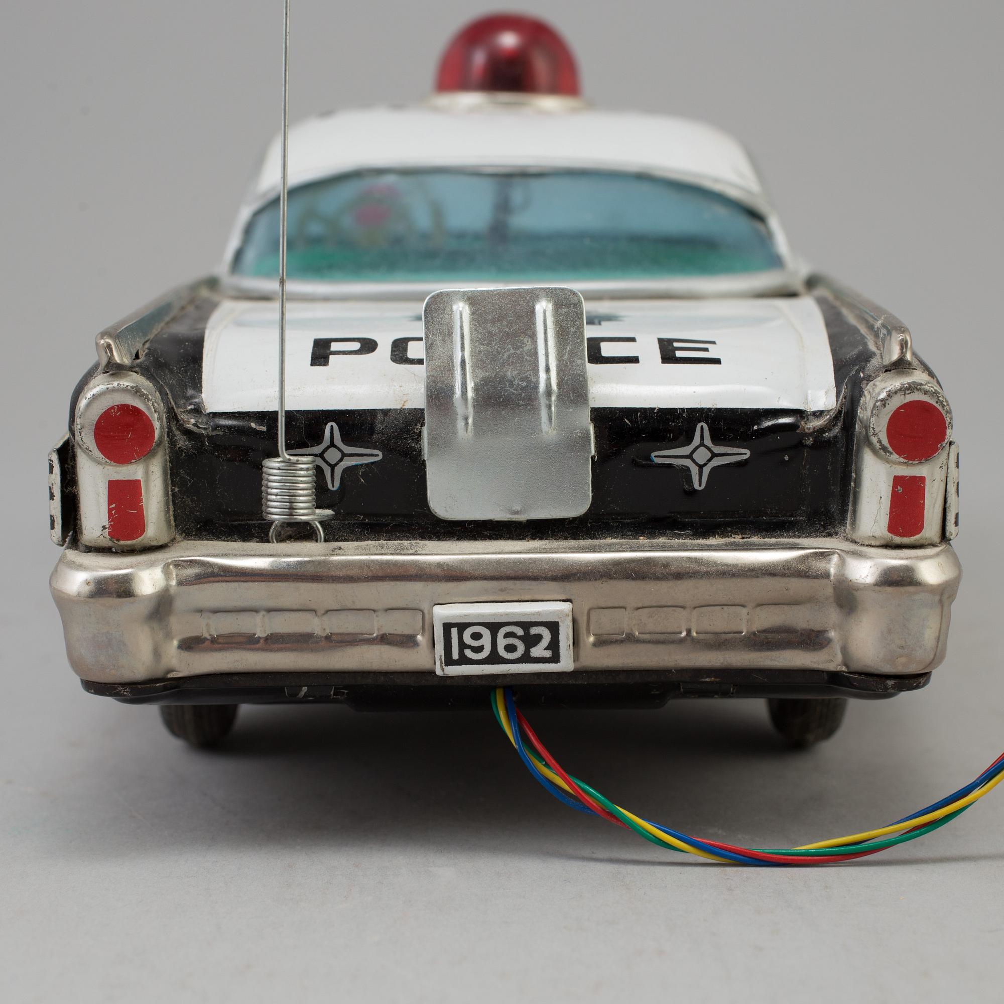 A japanese remote control model-car from the 1960's.