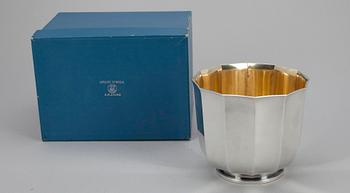 SKÅL, sterling silver, Ateljer Borgila, Stockholm 1968. Vikt 470 g.