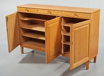 SIDEBOARD, "Herrgården", Carl Malmsten.