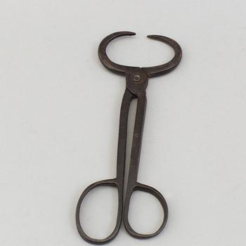 SIX IRON TOOLS, 18th/19th century.