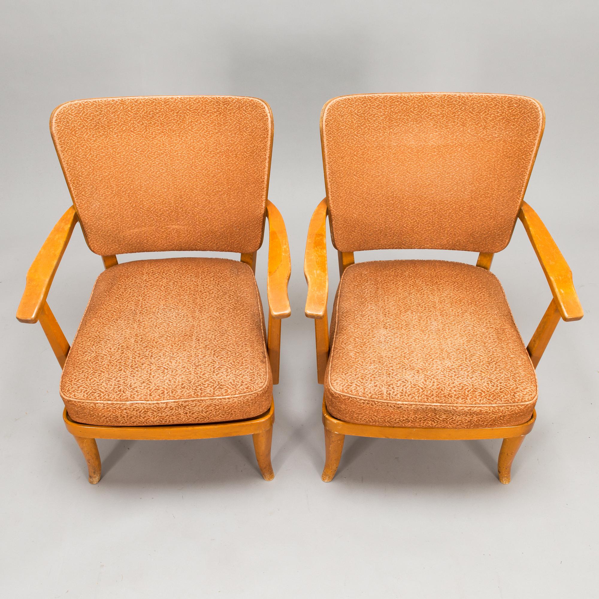 Einari Kyöstilä, karmstolar, ett par, Oy Stockmann Ab, Kervo Snickerifabrik, 1940-tal.