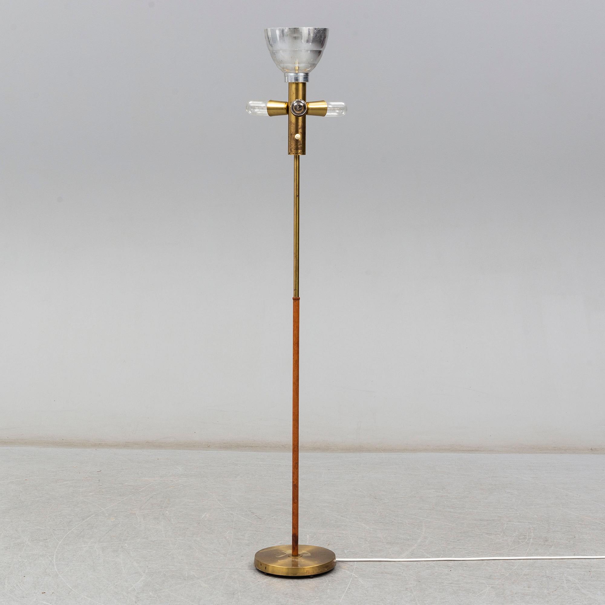 GOLVLAMPA, 1900-talets andra hälft.