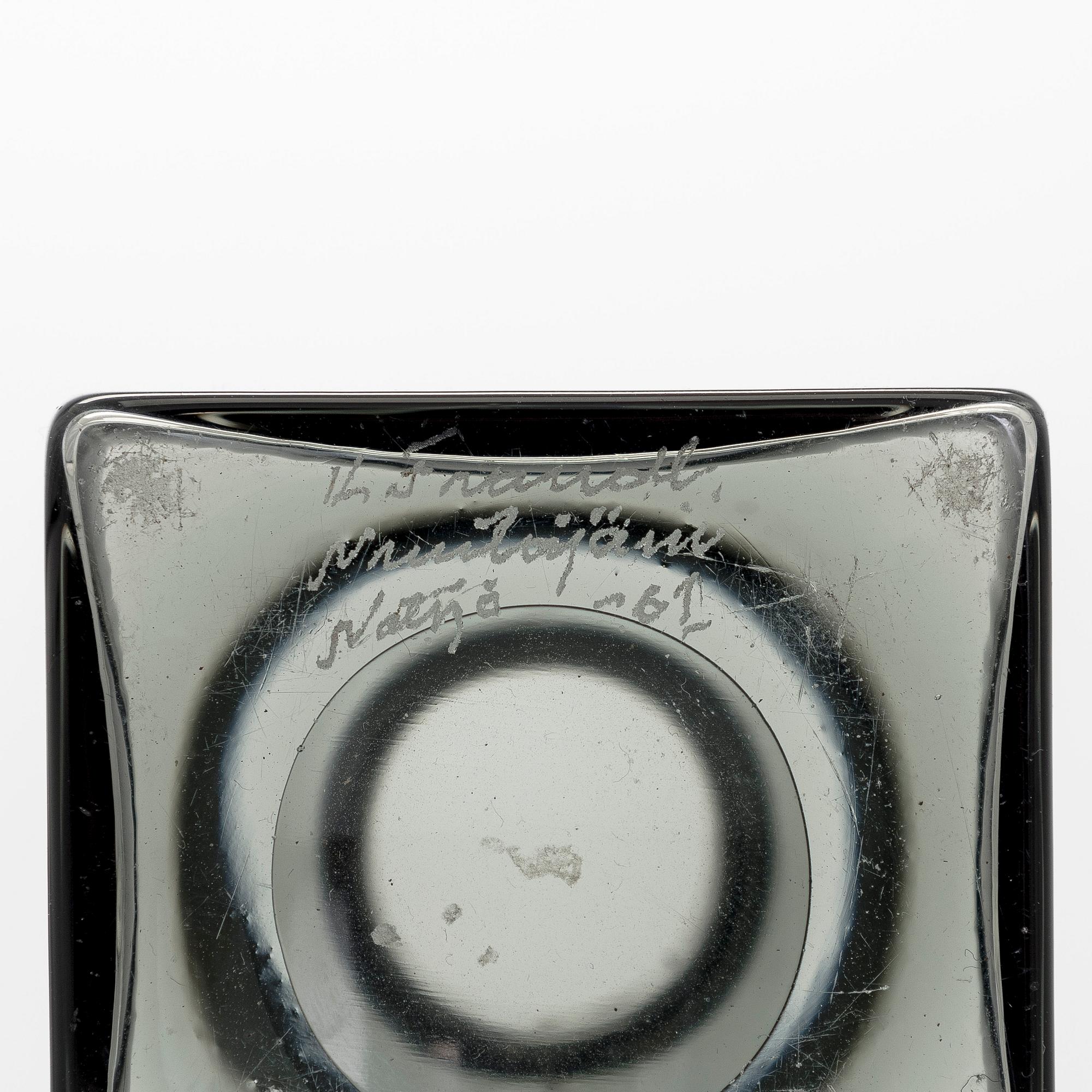 Kaj Franck, flaska, KF254, signerad K. Franck Nuutajärvi -61.