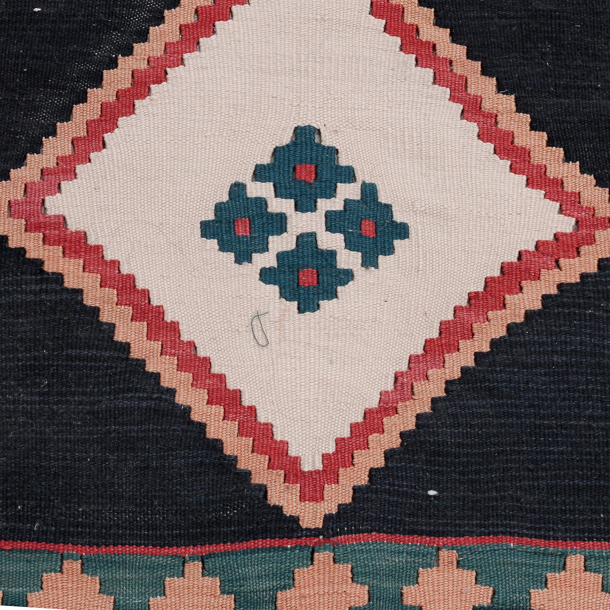 A kelim rug, 166 x 125 cm.