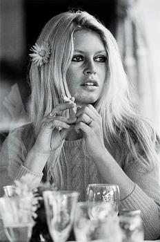 289. Terry O'Neill, Brigitte Bardot, Deauville, 1968.