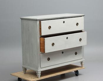 BYRÅ, gustaviansk stil, 1800-talets sista kvartal.